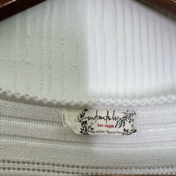 Free People - White Open Fun Design Long Sleeve Trimmed Pink Crop Top Medium - Picture 9 of 12